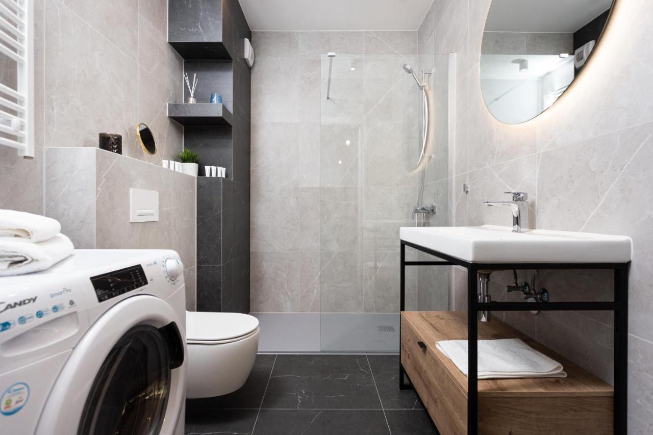 City Of The Kings - Indigo Apartment Krakow Bagian luar foto